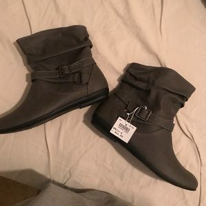 Grey booties size 6